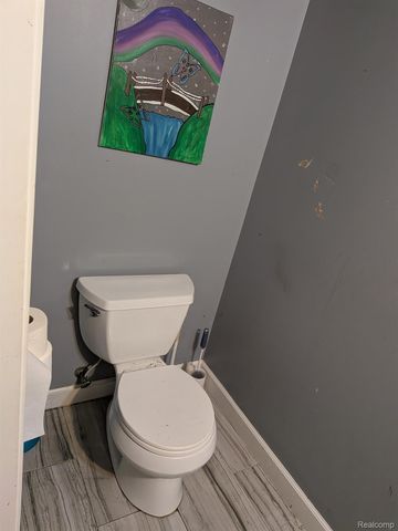 8131 Marian Street, Warren, MI 48093