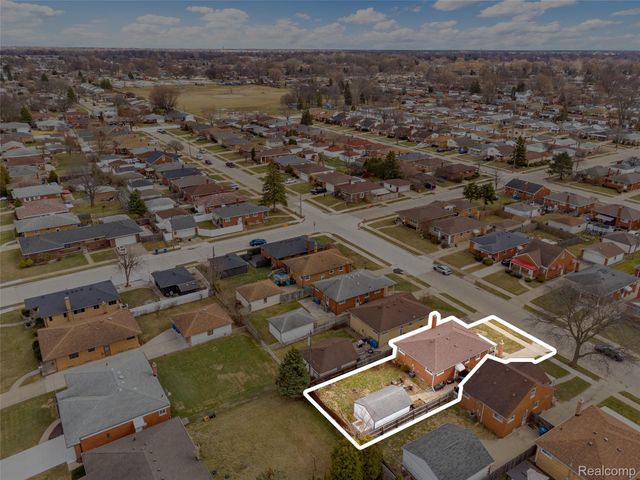 8131 Marian Street, Warren, MI 48093