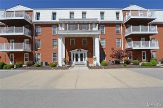 14443 Bantry Lane 33, Chesterfield, MO 63017