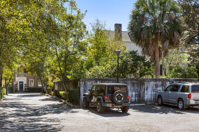 12 George Street B6, Charleston, SC 29401