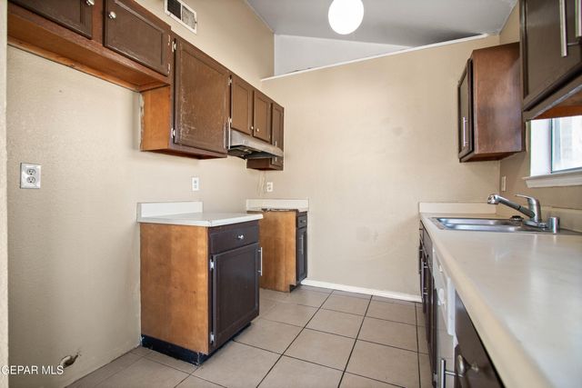 11847 STEPHANIE Drive, El Paso, TX 79936