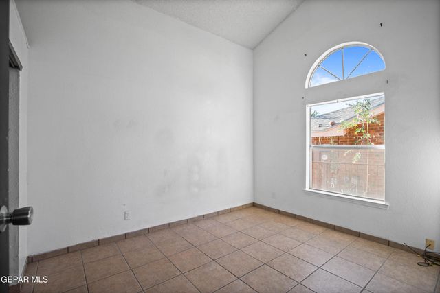 11847 STEPHANIE Drive, El Paso, TX 79936