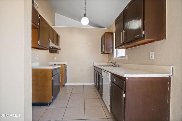 11847 STEPHANIE Drive, El Paso, TX 79936