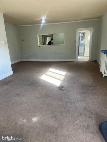 2001 N 52ND ST, Philadelphia, PA 19131