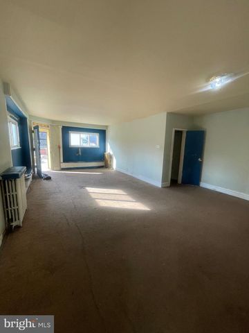 2001 N 52ND ST, Philadelphia, PA 19131