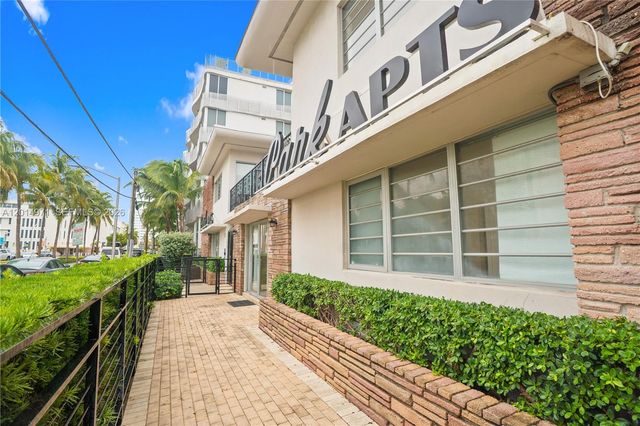 2130 Park Ave TH10, Miami Beach, FL 33139