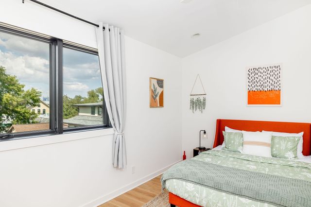 1511 16th Ave S Unit E, Nashville, TN 37212