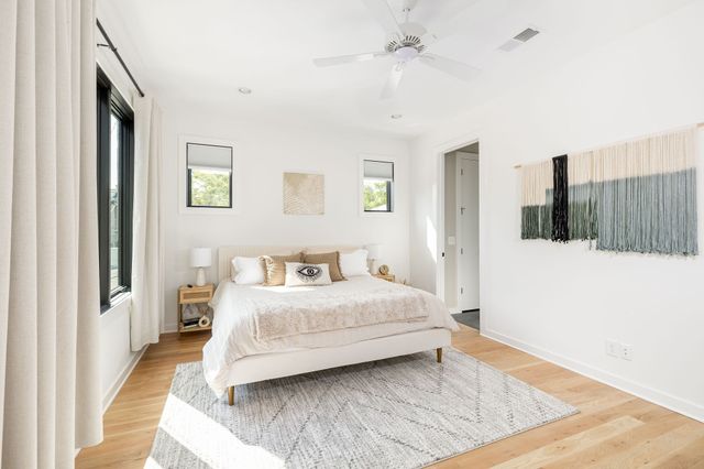 1511 16th Ave S Unit E, Nashville, TN 37212