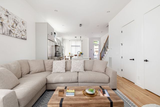 1511 16th Ave S Unit E, Nashville, TN 37212