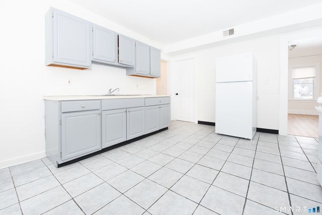 110 Beaver Street 2nd floor, Ansonia, CT 06401