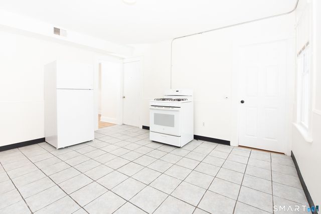 110 Beaver Street 2nd floor, Ansonia, CT 06401