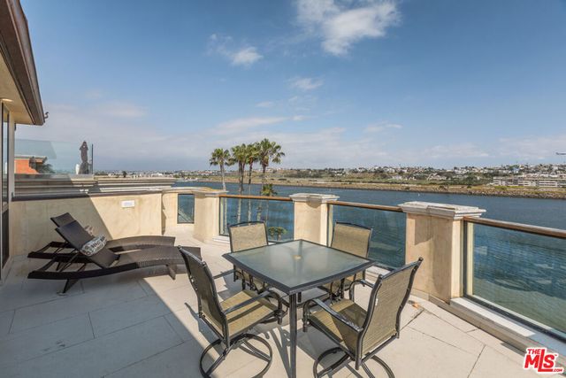 119 Via Marina, Marina Del Rey, CA 90292