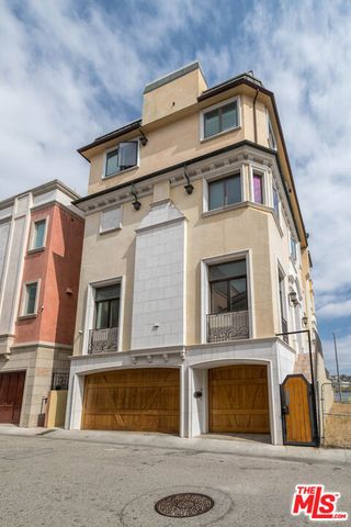 119 Via Marina, Marina Del Rey, CA 90292