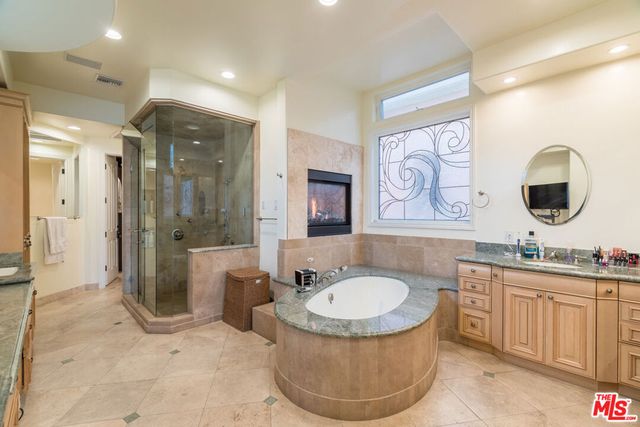 119 Via Marina, Marina Del Rey, CA 90292