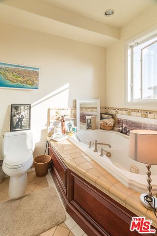 119 Via Marina, Marina Del Rey, CA 90292