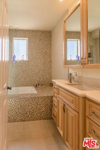 119 Via Marina, Marina Del Rey, CA 90292