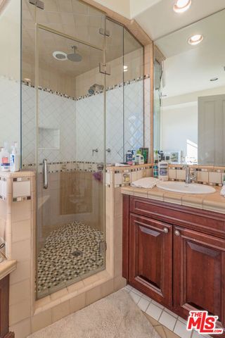119 Via Marina, Marina Del Rey, CA 90292