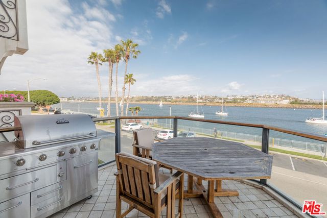 119 Via Marina, Marina Del Rey, CA 90292