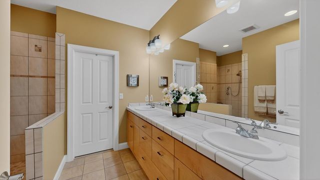 4282 Berkshire Road SW, Rochester, MN 55902