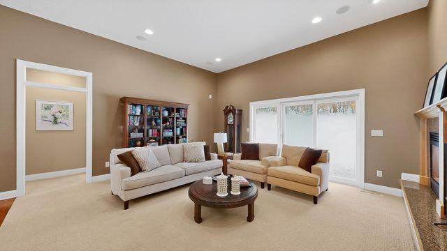 4282 Berkshire Road SW, Rochester, MN 55902