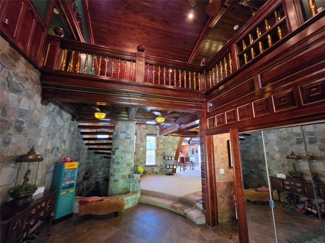 10163 SAMPSON Road, Erie, PA 16509