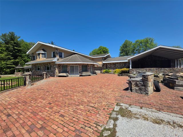 10163 SAMPSON Road, Erie, PA 16509