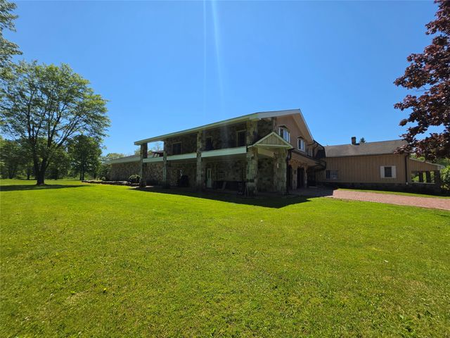 10163 SAMPSON Road, Erie, PA 16509
