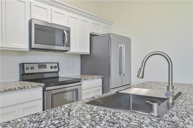 4402 NW 32nd TER, Cape Coral, FL 33993