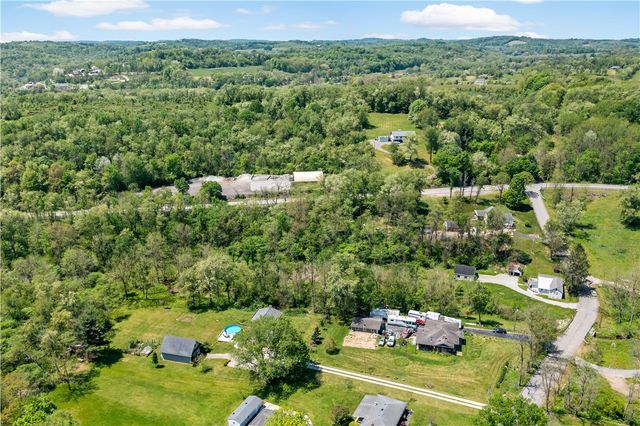20 Coleman Road, Cecil, PA 15057
