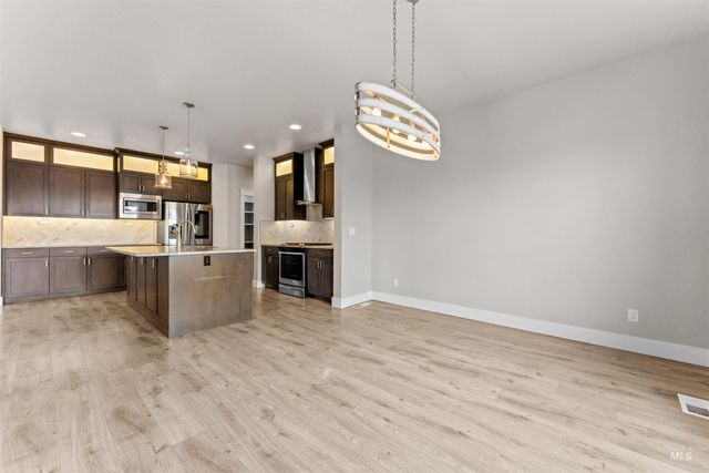 4878 N Botticelli Avenue, Meridian, ID 83646