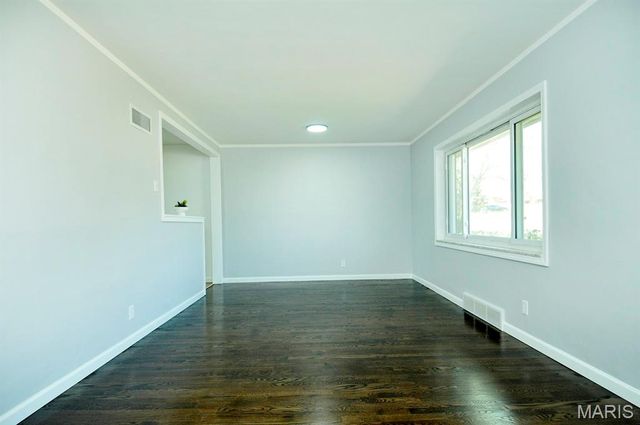 9816 Lakeford Lane, Unincorporated, MO 63123