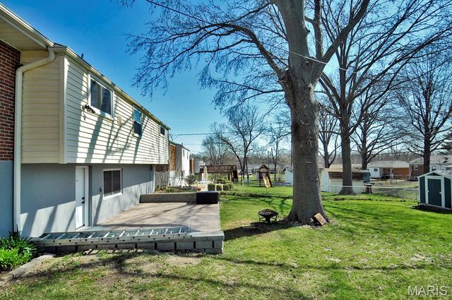 9816 Lakeford Lane, Unincorporated, MO 63123