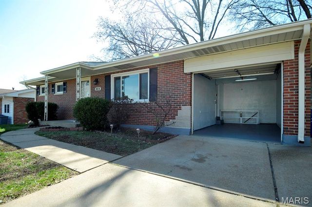 9816 Lakeford Lane, Unincorporated, MO 63123