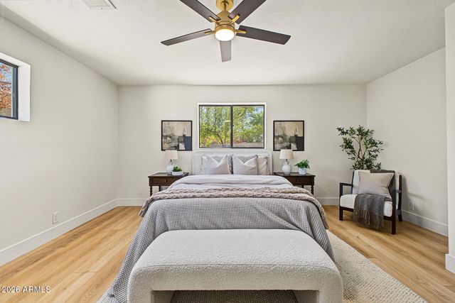 1330 E CATALINA Drive, Phoenix, AZ 85014