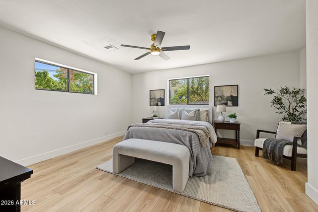1330 E CATALINA Drive, Phoenix, AZ 85014