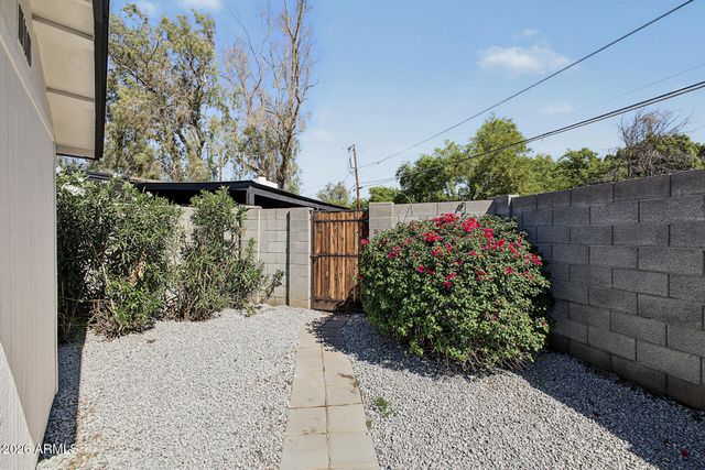 1330 E CATALINA Drive, Phoenix, AZ 85014