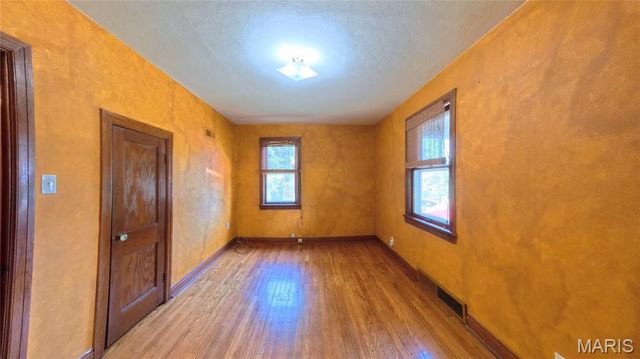 317 Roosevelt Street, Lebanon, IL 62254