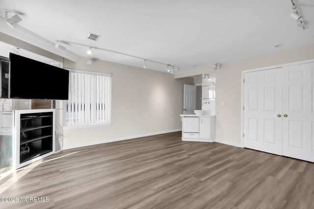5 River Street, Sea Bright, NJ 07760