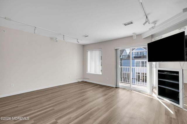 5 River Street, Sea Bright, NJ 07760