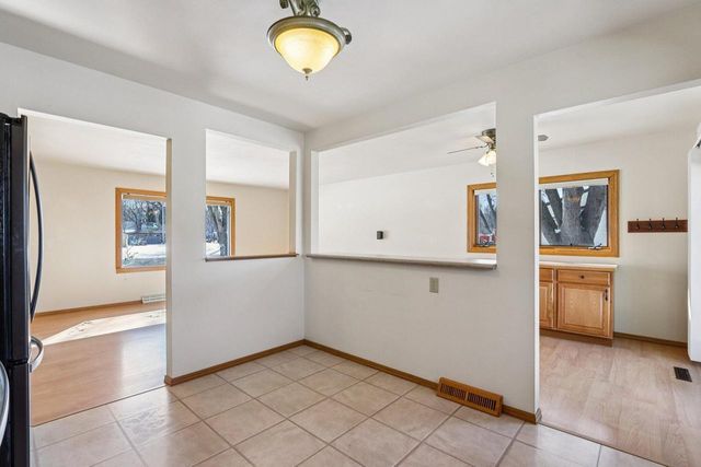 6751 S 111th STREET, Franklin, WI 53132