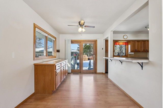 6751 S 111th STREET, Franklin, WI 53132