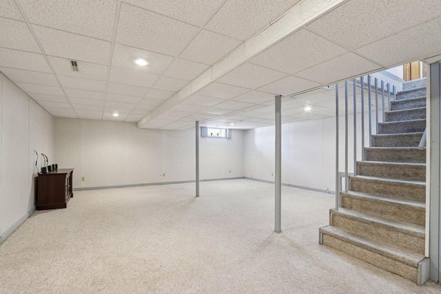 6751 S 111th STREET, Franklin, WI 53132