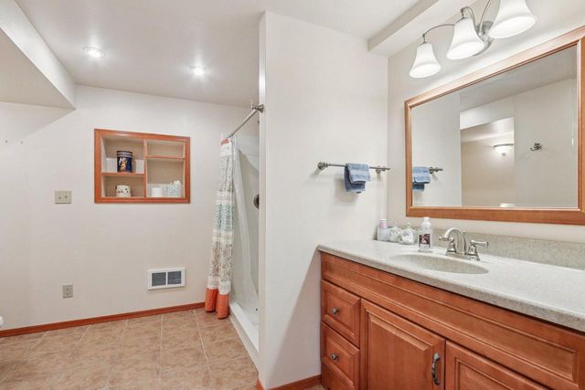 6751 S 111th STREET, Franklin, WI 53132