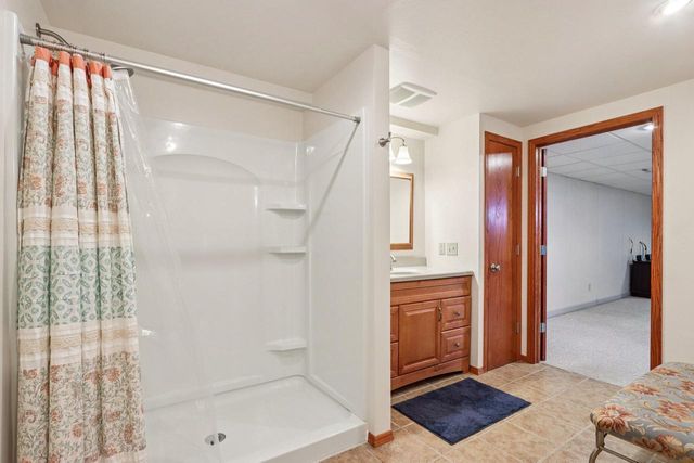 6751 S 111th STREET, Franklin, WI 53132