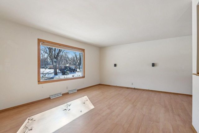 6751 S 111th STREET, Franklin, WI 53132