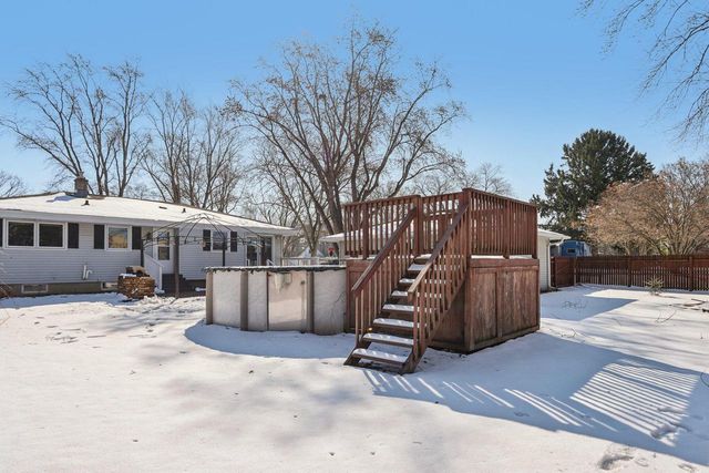 6751 S 111th STREET, Franklin, WI 53132