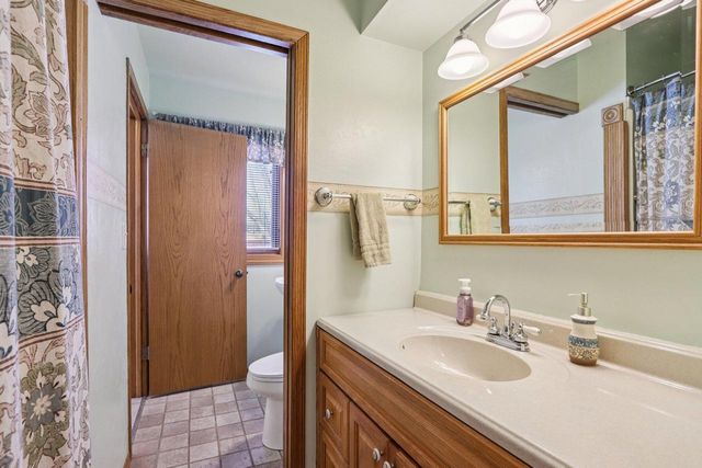 6751 S 111th STREET, Franklin, WI 53132