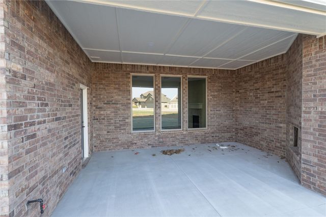 11620 Grace Boulevard, Yukon, OK 73099