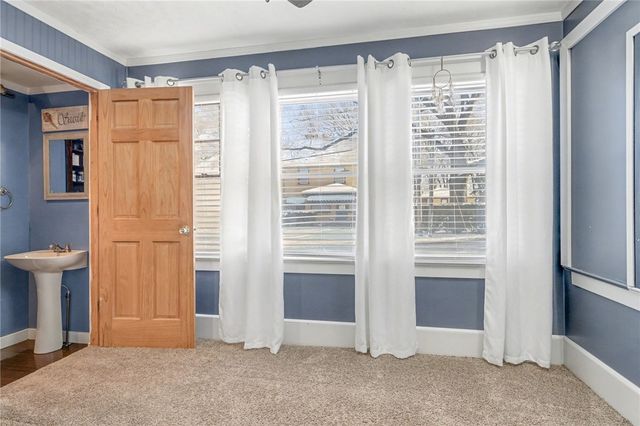 217 Peart Avenue, Irondequoit, NY 14622