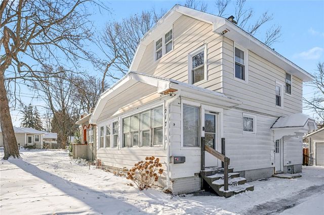 217 Peart Avenue, Irondequoit, NY 14622